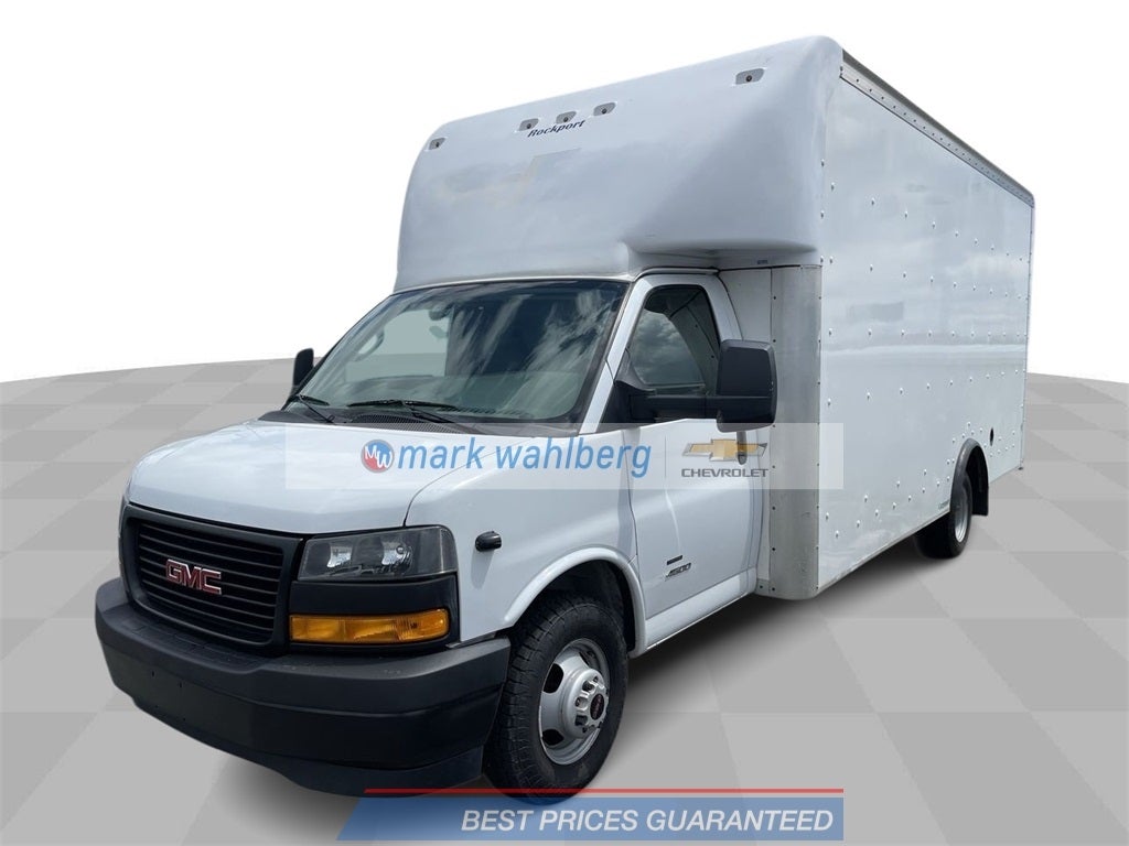 2020 GMC Savana Cutaway 4500 Van