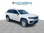 2022 Jeep Grand Cherokee Laredo 4x4