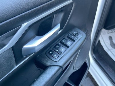 2022 RAM 1500 Big Horn Crew Cab 4x4 6'4" Box