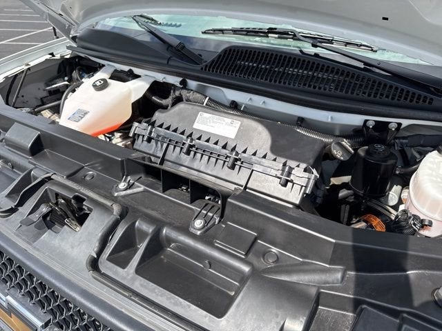 2024 Chevrolet Express Cargo 2500 WT