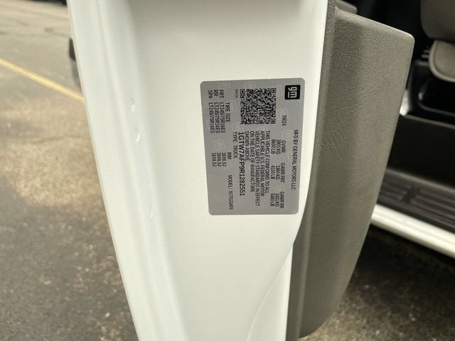 2024 GMC Savana Cargo 2500 Work Van