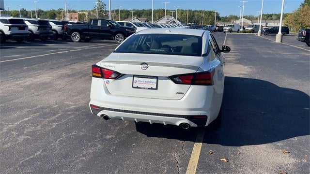 2025 Nissan Altima SV