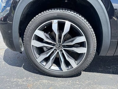 2022 Volkswagen Atlas 3.6L V6 SEL Premium R-Line
