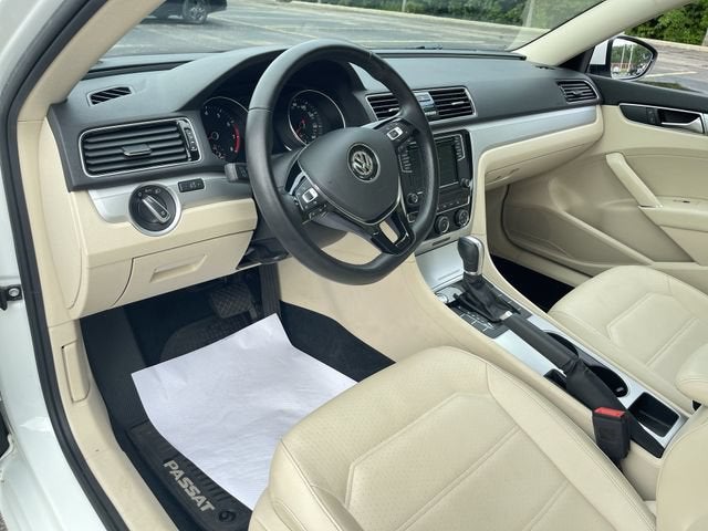2019 Volkswagen Passat 2.0T Wolfsburg Edition