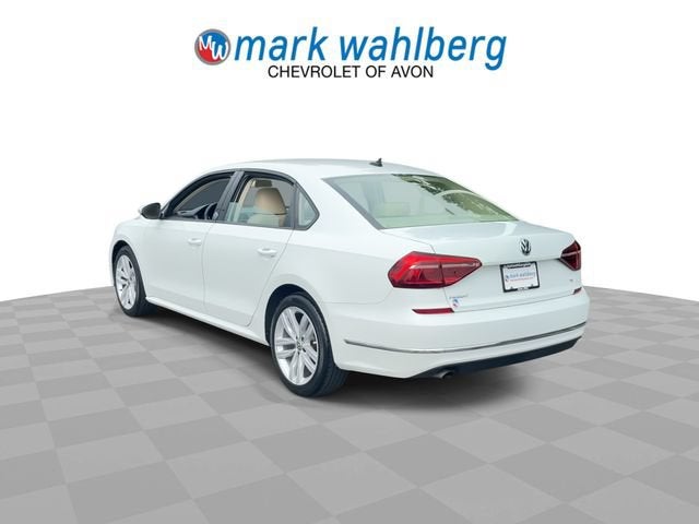 2019 Volkswagen Passat 2.0T Wolfsburg Edition