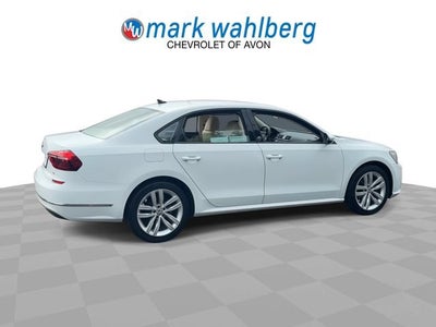2019 Volkswagen Passat 2.0T Wolfsburg Edition