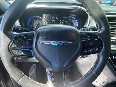 2023 Chrysler Pacifica Touring