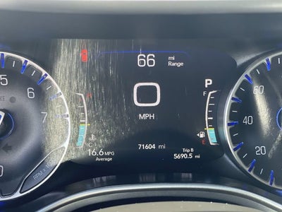 2023 Chrysler Pacifica Touring