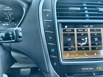 2019 Lincoln Nautilus Select