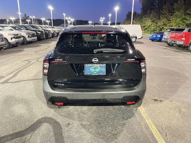 2026 Nissan Kicks SR