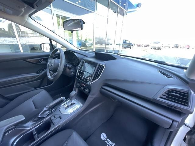 2019 Subaru Impreza 2.0i