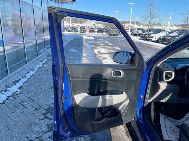 2022 Hyundai Venue SEL