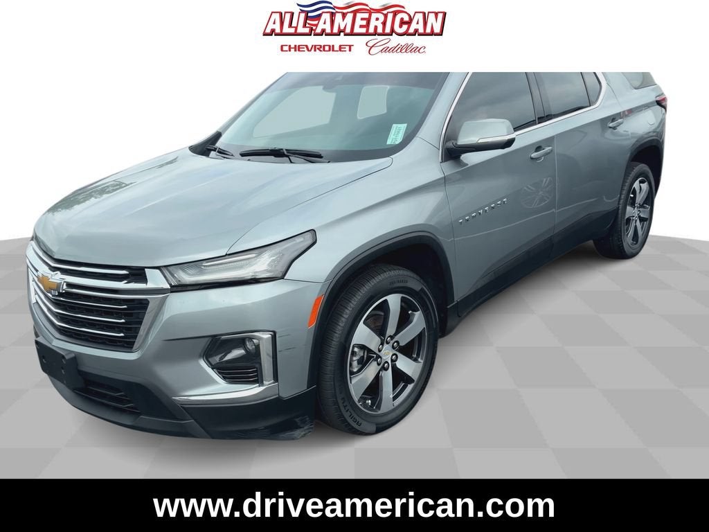 2023 Chevrolet Traverse LT Leather
