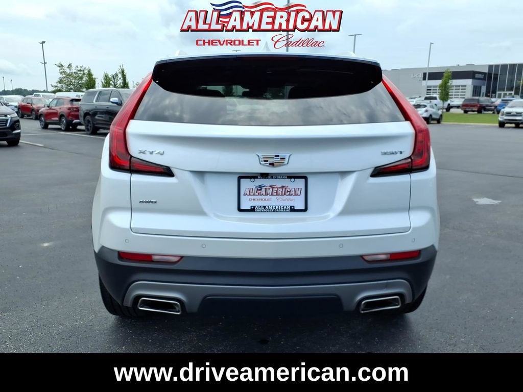 2023 Cadillac XT4 AWD Premium Luxury