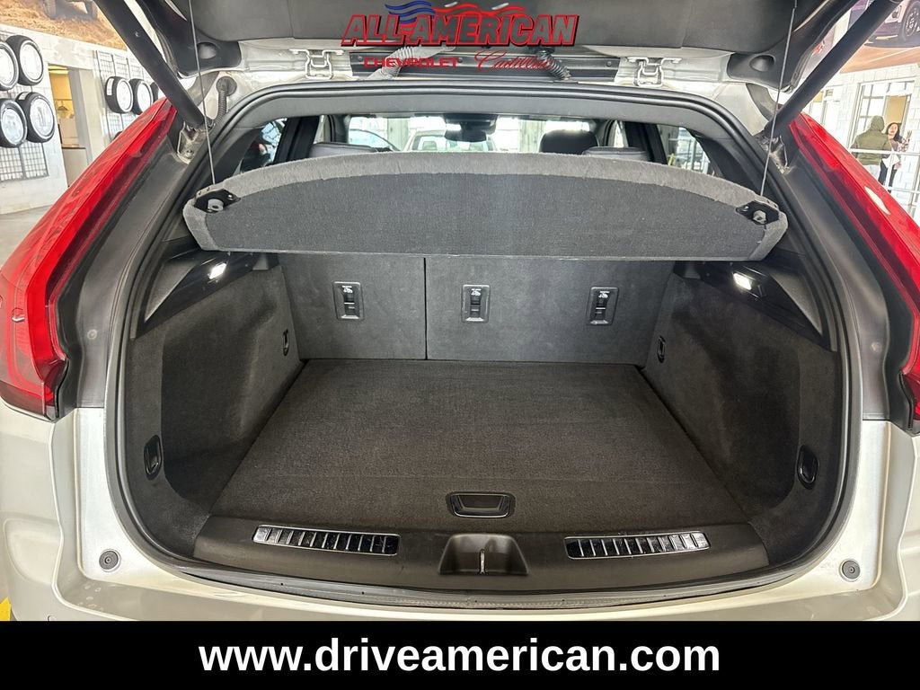 2021 Cadillac XT4 Premium Luxury