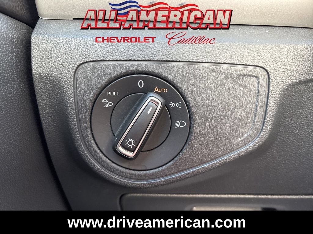 2022 Volkswagen Atlas Cross Sport 3.6L V6 SE w/Technology