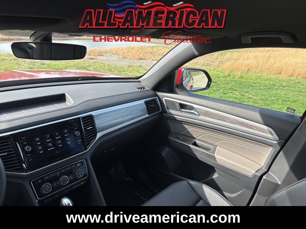 2022 Volkswagen Atlas Cross Sport 3.6L V6 SE w/Technology