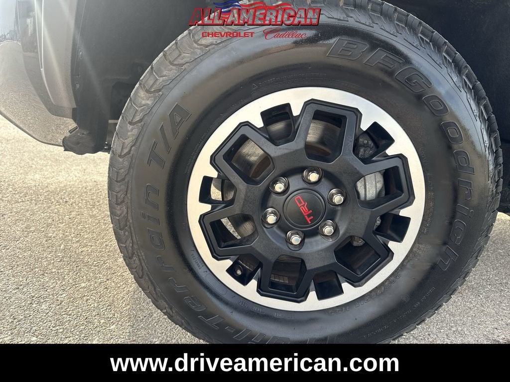 2025 Toyota Tacoma 4WD SR