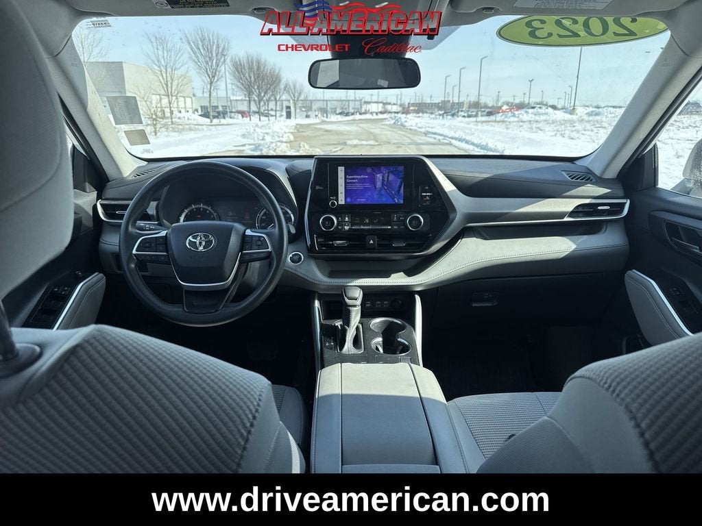 2023 Toyota Highlander L