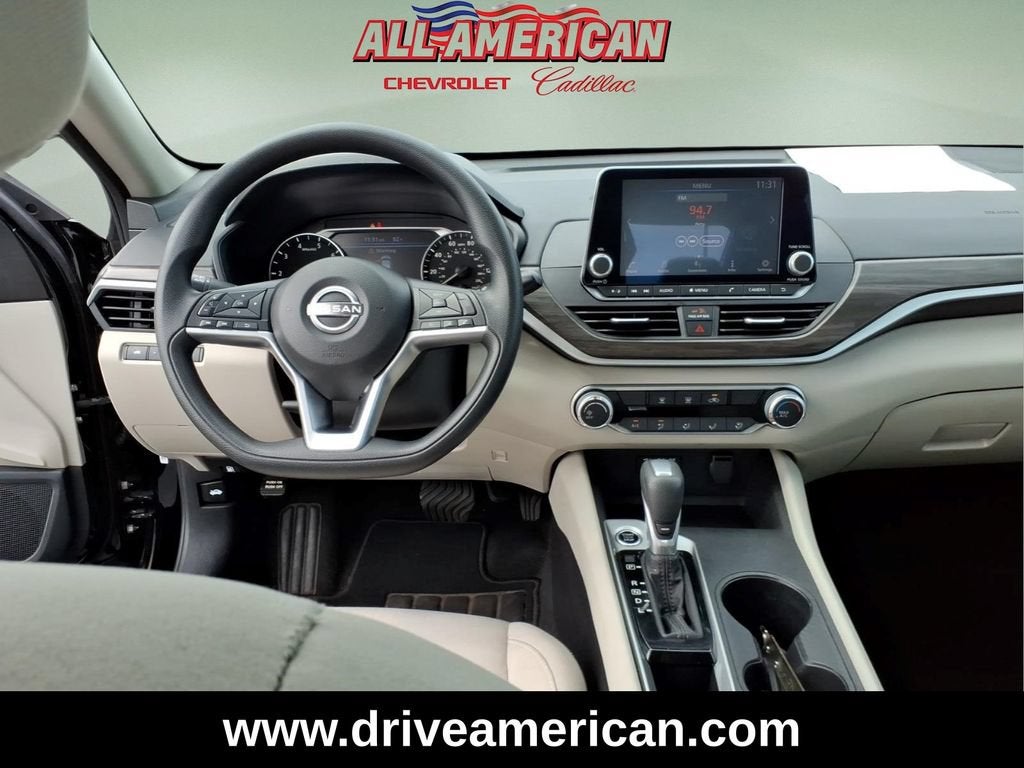 2025 Nissan Altima SV