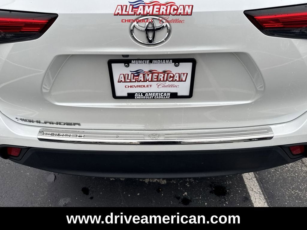 2023 Toyota Highlander L