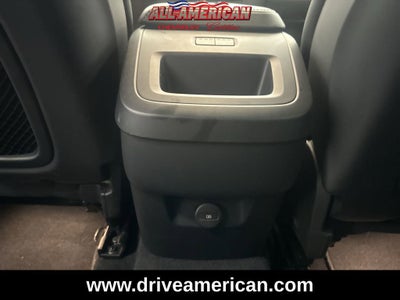 2024 Volvo XC60 Plus Dark Theme