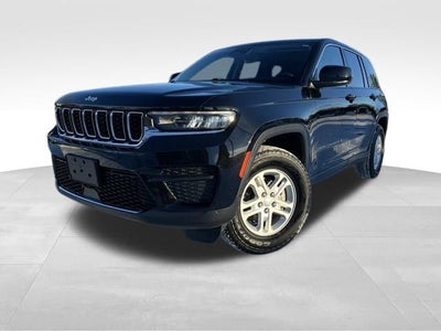 2023 Jeep Grand Cherokee Laredo 4x4