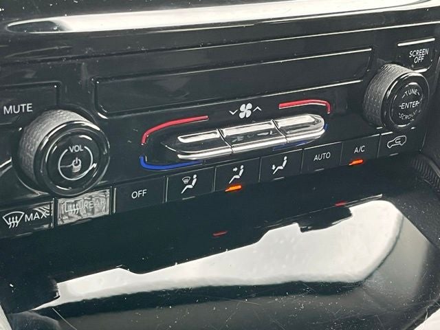 2023 Jeep Grand Cherokee L Laredo 4x4