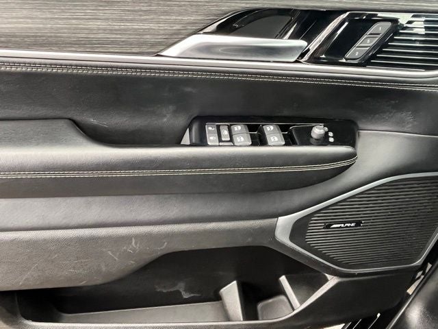 2023 Jeep Wagoneer L Series III