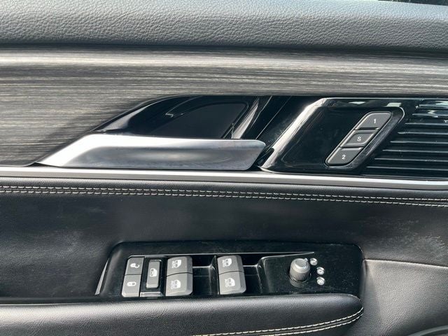 2023 Jeep Wagoneer L Series III