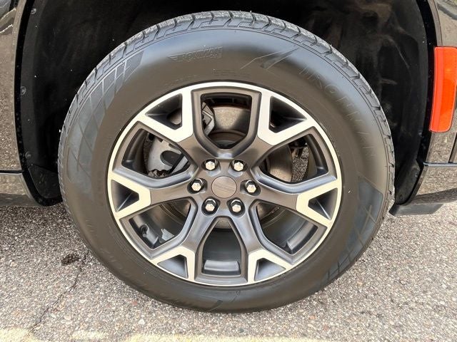 2023 Jeep Wagoneer L Series III