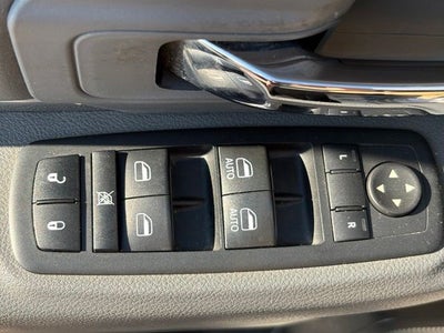 2017 RAM 1500 SLT