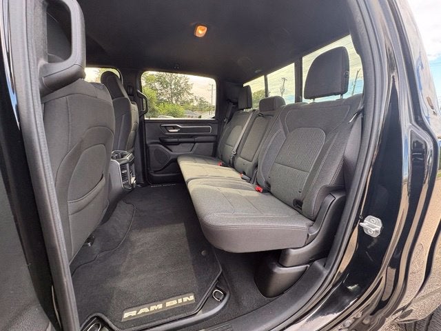 2019 RAM 1500 Big Horn/Lone Star Crew Cab 4x4 5'7' Box