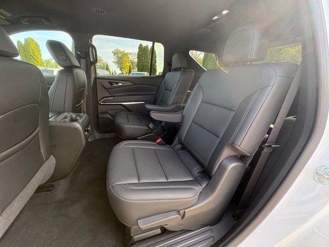 2025 Chevrolet Traverse AWD LT