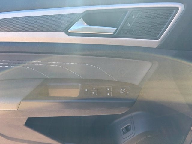 2023 Volkswagen Atlas 3.6L V6 SEL R-Line Black