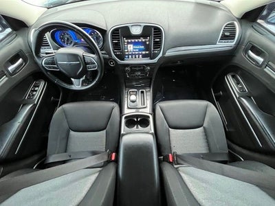 2022 Chrysler 300 Touring AWD