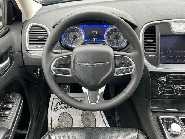 2023 Chrysler 300 Touring-L AWD