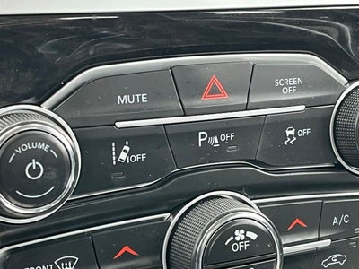 2023 Chrysler 300 Touring-L AWD