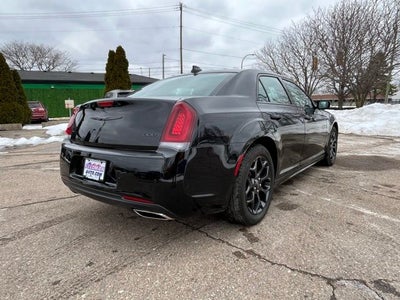 2023 Chrysler 300 Touring-L AWD