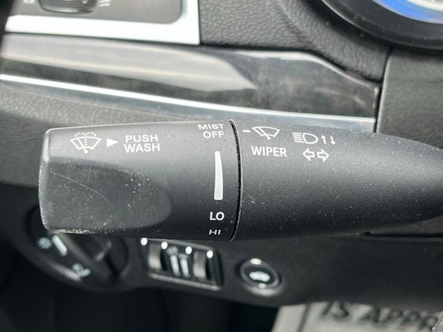 2023 Chrysler 300 Touring-L AWD