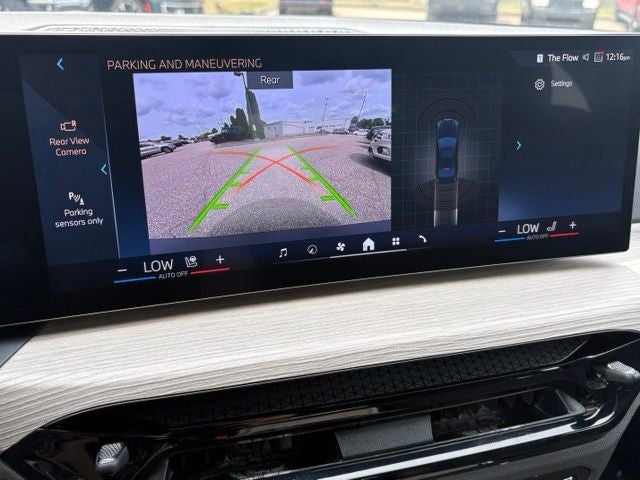 2025 BMW 330i xDrive