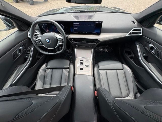 2025 BMW 330i xDrive