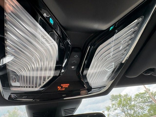2025 BMW 330i xDrive