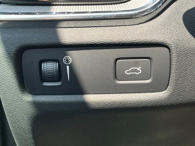 2019 Volvo S60 T6 R-Design