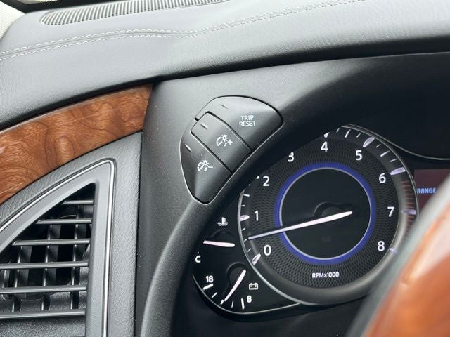 2018 INFINITI QX80 Base