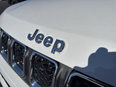 2023 Jeep Compass Latitude Lux