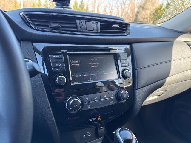 2018 Nissan Rogue Base