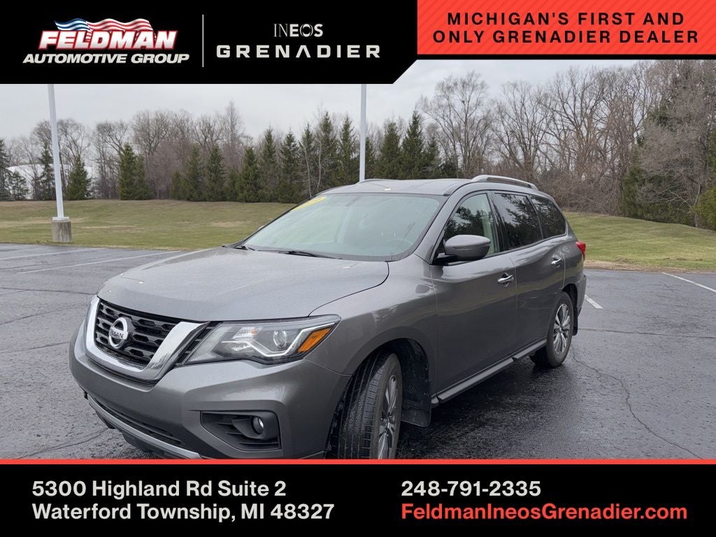 2019 Nissan Pathfinder Base