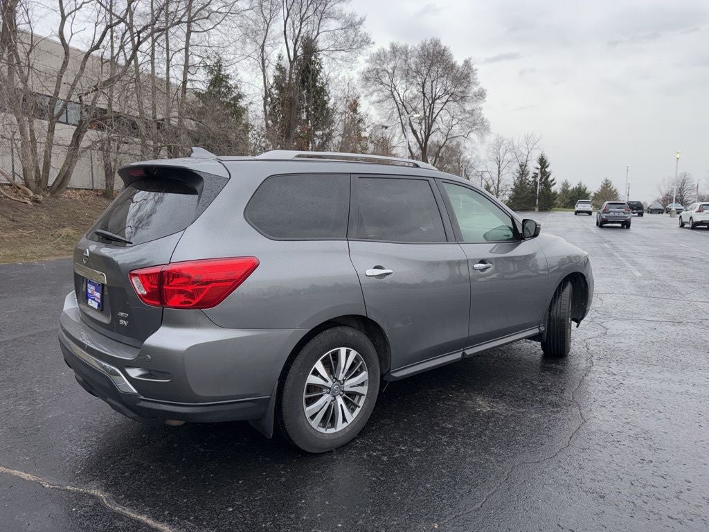 2019 Nissan Pathfinder Base