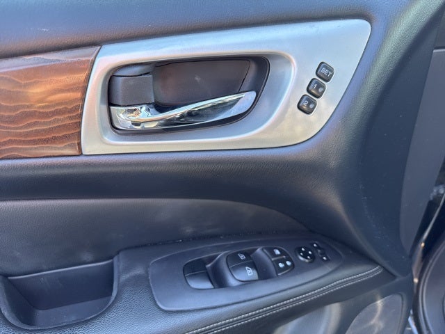 2019 Nissan Pathfinder Platinum